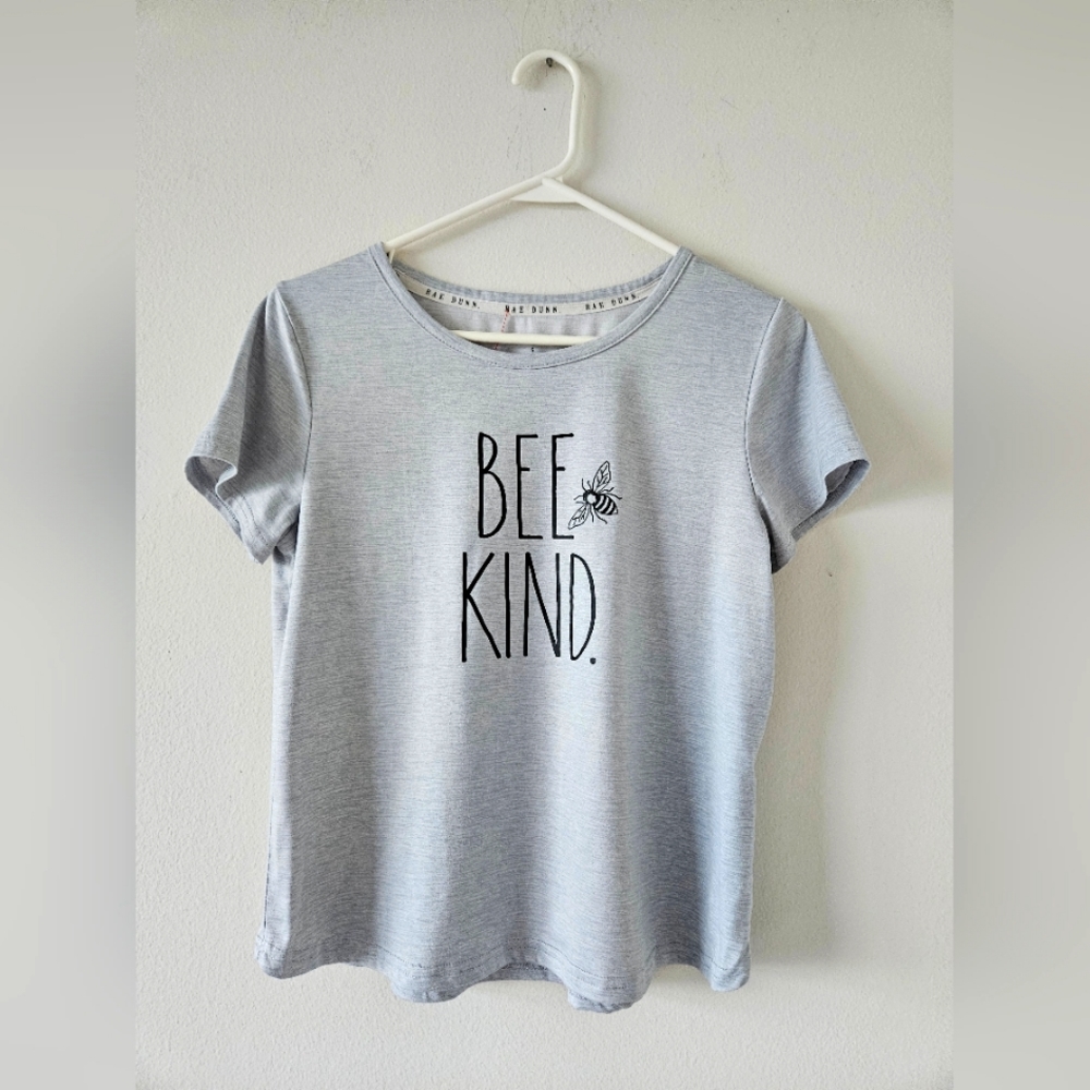 🌼RAE DUNN gray top size small🌼